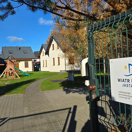 بيت للعطل Wiatr I Woda