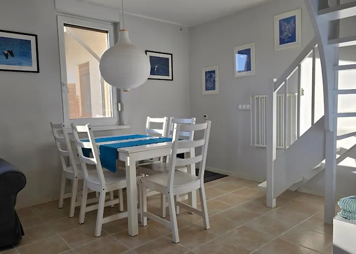 Wiatr I Woda 亚斯塔尔尼亚