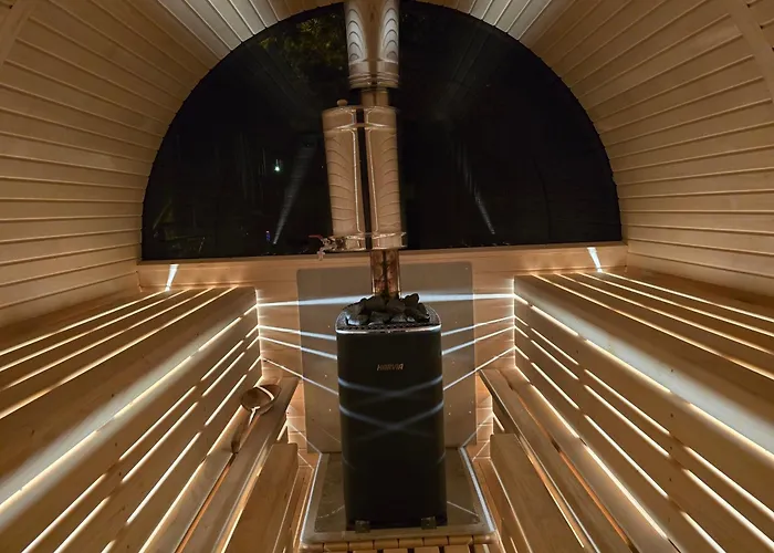 Wiatr I Woda 度假居 亚斯塔尔尼亚